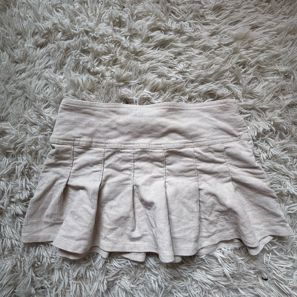 Dresses & Skirts - Women's Cream Mini Skirt